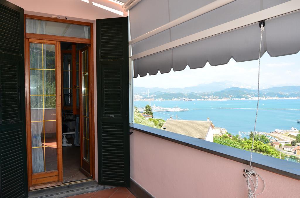 Villa Il Pettirosso Специя Номер фото